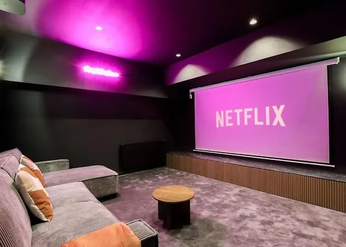 Sublime Duplex Avec Salle De Cinema