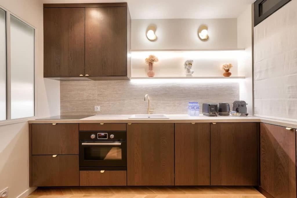 Appartement Sublime Duplex Avec Salle De Cinema Parijs