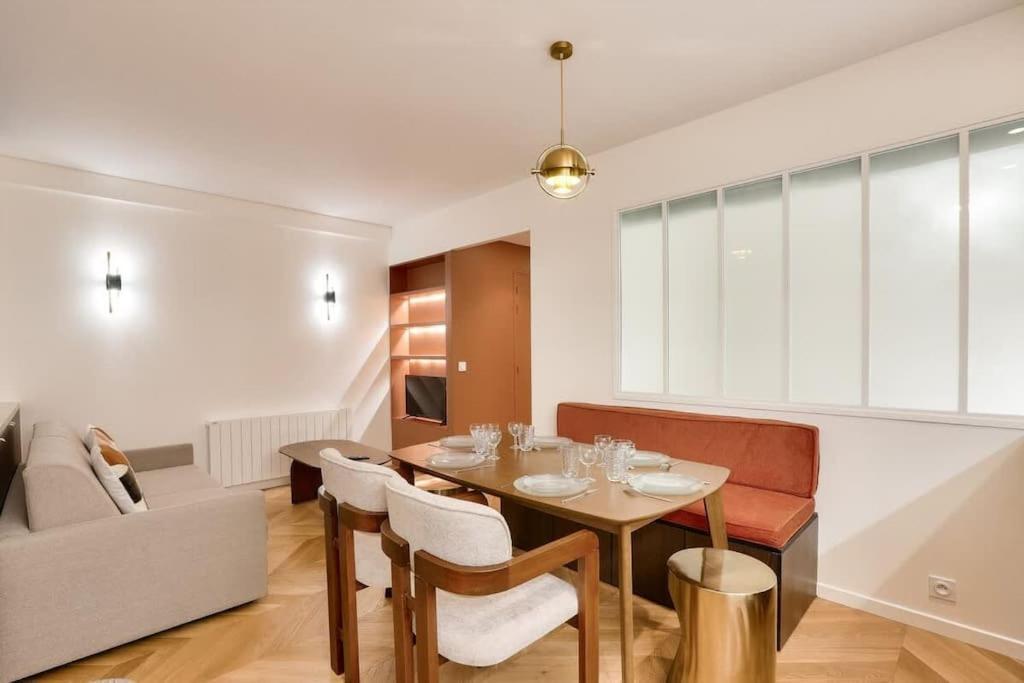 Appartement Sublime Duplex Avec Salle De Cinema *